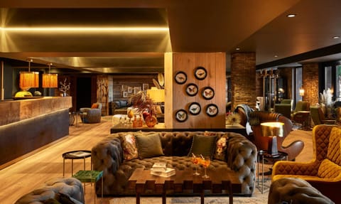 Lounge or bar