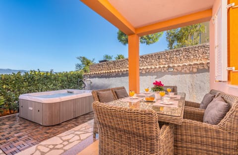 Balcony/Terrace, Breakfast