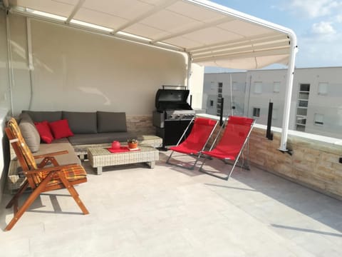 BBQ facilities, Balcony/Terrace