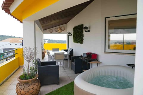 Patio, Natural landscape, Hot Tub, Balcony/Terrace, Living room, Seating area