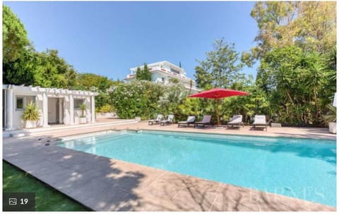 The Gatsby Mansion Villa in Antibes