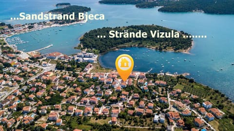 Bird's eye view, Beach, Text overlay