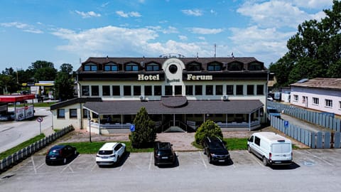 Property building, Parking