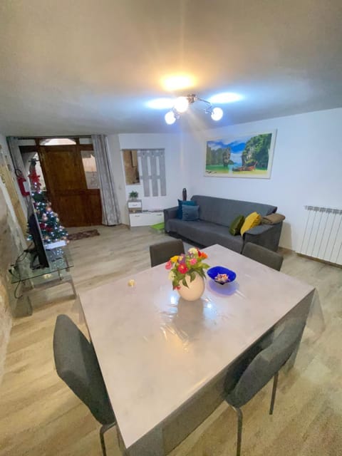 Home Sweet Home Apartment in Foligno