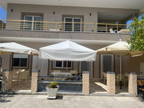 Villa Roel 1 -apartments Apartment in Vlorë