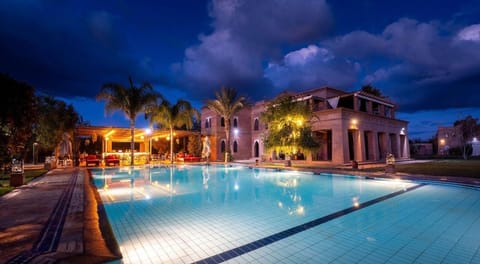 Property building, Swimming pool