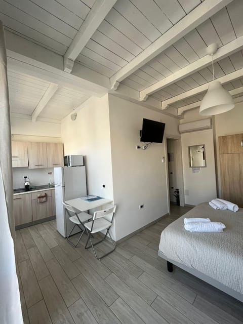 Red Moon Apartment in Cagliari