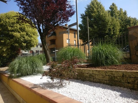 Property building, Garden