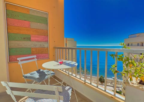 Balcony/Terrace, Pool view, Sea view