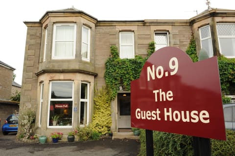 No 9 The Guest House Perth Bed and Breakfast in Perth