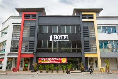Property building, Street view