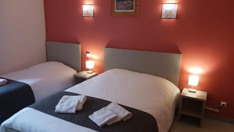 View (from property/room), Photo of the whole room, Bedroom