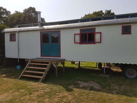 Gezellig pipowagen in Oostvoorne House in Rockanje