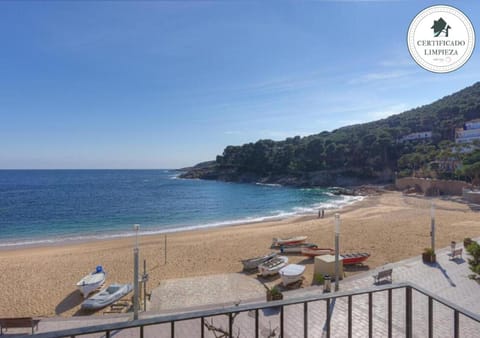 Nearby landmark, Day, Natural landscape, Balcony/Terrace, Beach, Mountain view, Sea view