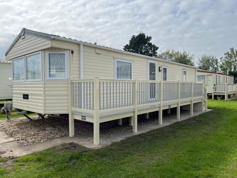 Goodwin's static caravan House in Mablethorpe