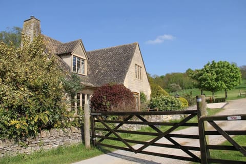 Property building, Natural landscape, Garden view