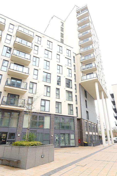 Property building, Facade/entrance, Neighbourhood