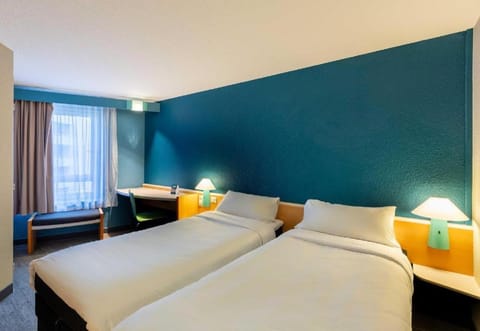 B&B HOTEL Orléans Centre Foch Hotel in Orléans