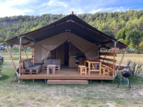 le Moulin de Cost Campground/ 
RV Resort in Buis-les-Baronnies