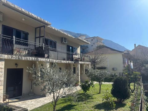 Property building, Day, Natural landscape