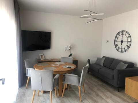 Apartament LUX Gray basen, SPA Pięć Mórz Sianożęty Apartment in West Pomeranian Voivodeship, Poland