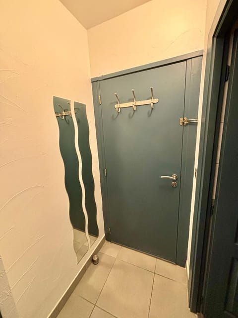 studio - baignoire - prêt de vtt - lave linge Apartment in Auvergne-Rhône-Alpes