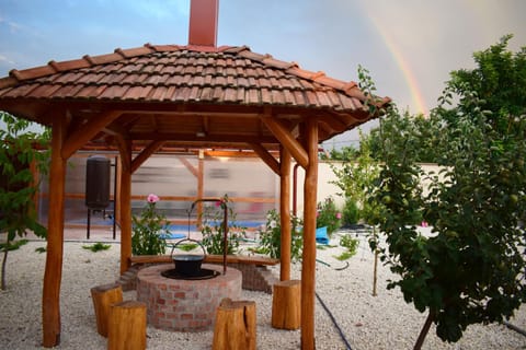 Spring, Natural landscape, BBQ facilities, Garden view