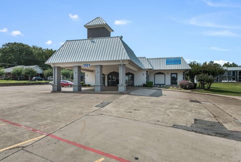Property building, On site