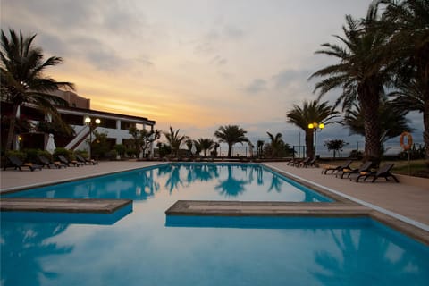 Beach, Swimming pool, Swimming pool