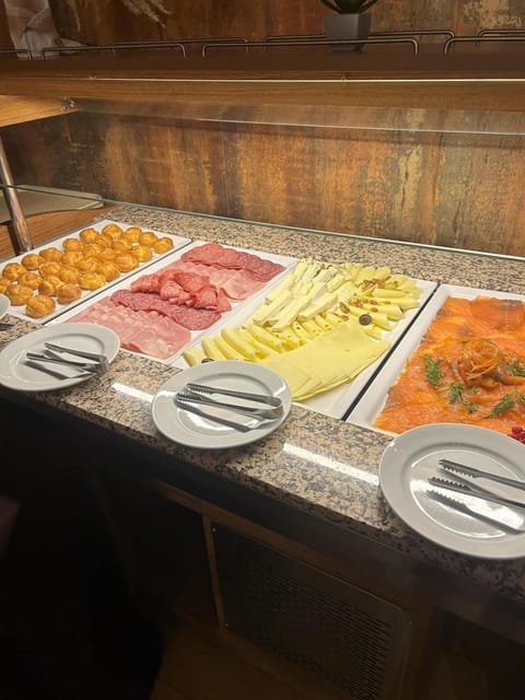 Food, Buffet breakfast