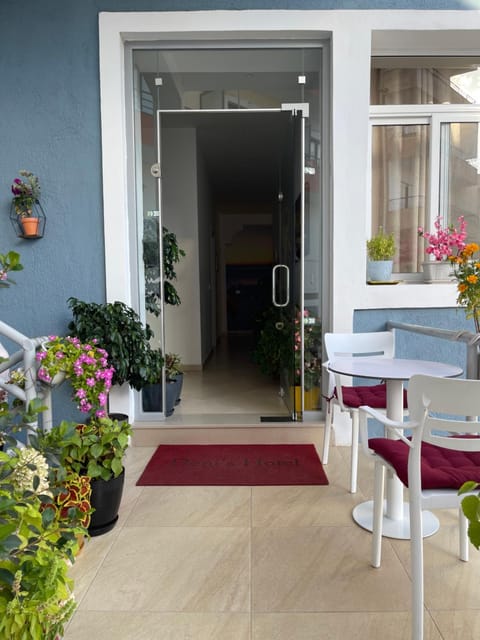 Deni's Hotel Hotel in Sarandë