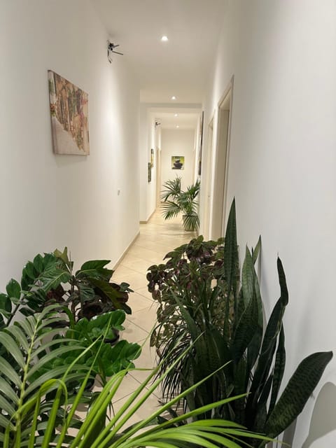 Deni's Hotel Hotel in Sarandë