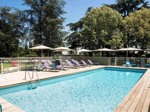 Pool view, Swimming pool