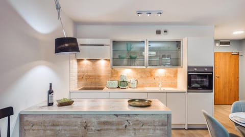 Kitchen or kitchenette, Dining area, dishwasher, pet friendly, stove, toaster