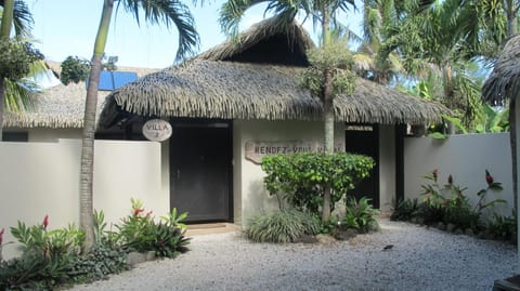 Facade/entrance, Day