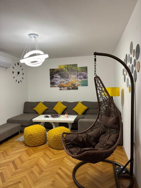 Lux Apartman Casablanca Apartment in Montenegro