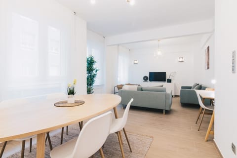 Living room, Dining area