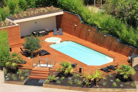 Bird's eye view, Swimming pool