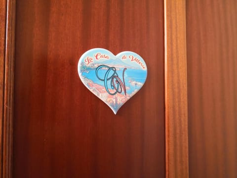 Property logo or sign, Logo/Certificate/Sign, Text overlay