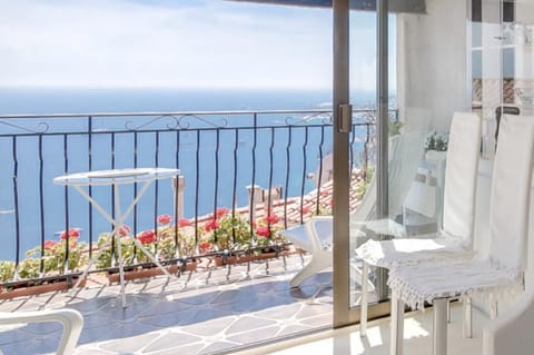 Balcony/Terrace, Balcony/Terrace