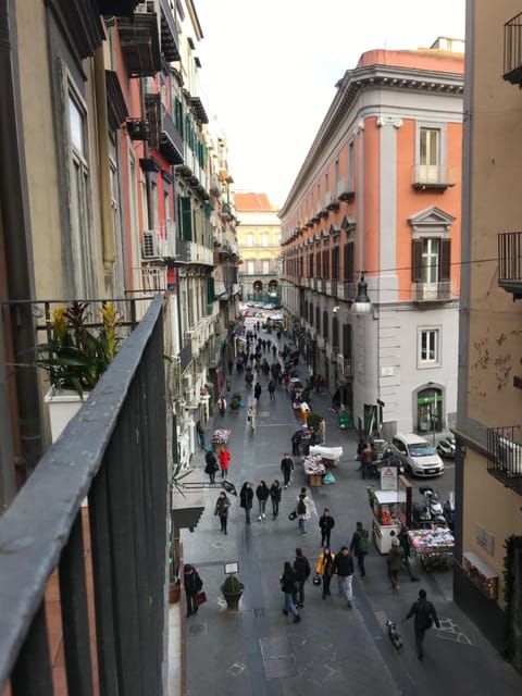 Neighbourhood, Balcony/Terrace, City view, Street view