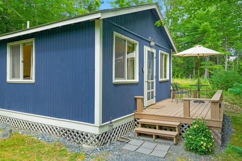 Property building, Patio, Day
