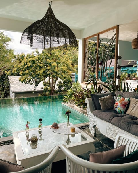 Seating area, Swimming pool