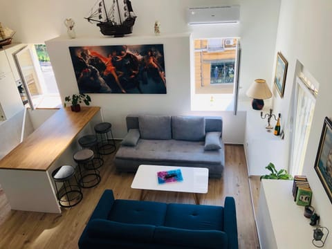 Living room, Lounge or bar, Seating area
