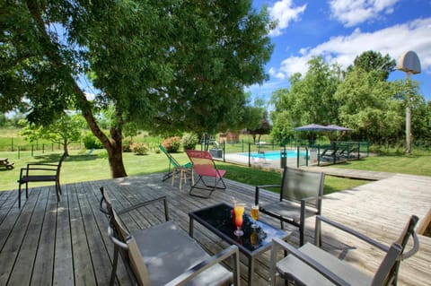 Patio, Garden, Garden view, Swimming pool