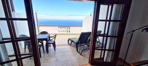 View (from property/room), Balcony/Terrace, Sea view