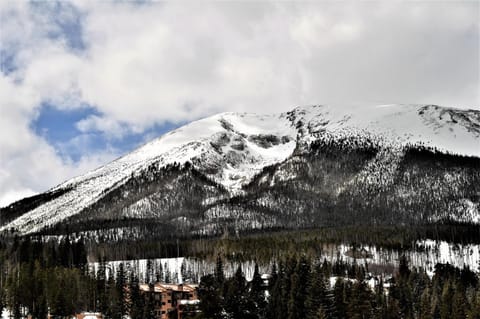 Natural landscape, Mountain view