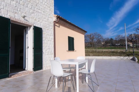 S209 - Sirolo, nuovissimo bilocale con portico pt Apartment in Sirolo