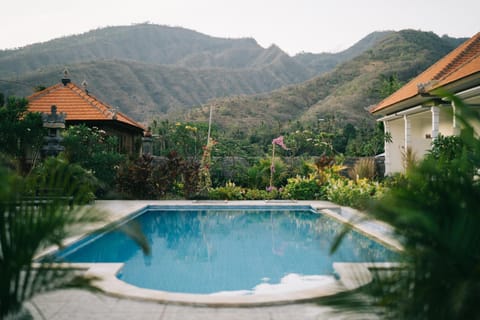 Damar Sanjaya Uttama Nature lodge in Abang