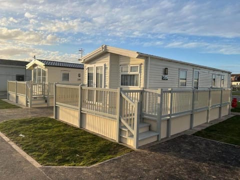 8 Berth 3 Bed PG213 on the Golden Palm Apartment in Chapel Saint Leonards